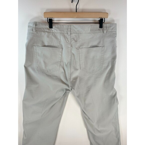 Peter Millar Mens Pants Gray Chino Straight Crown Performance Golf Size 42x32 - Picture 5 of 12